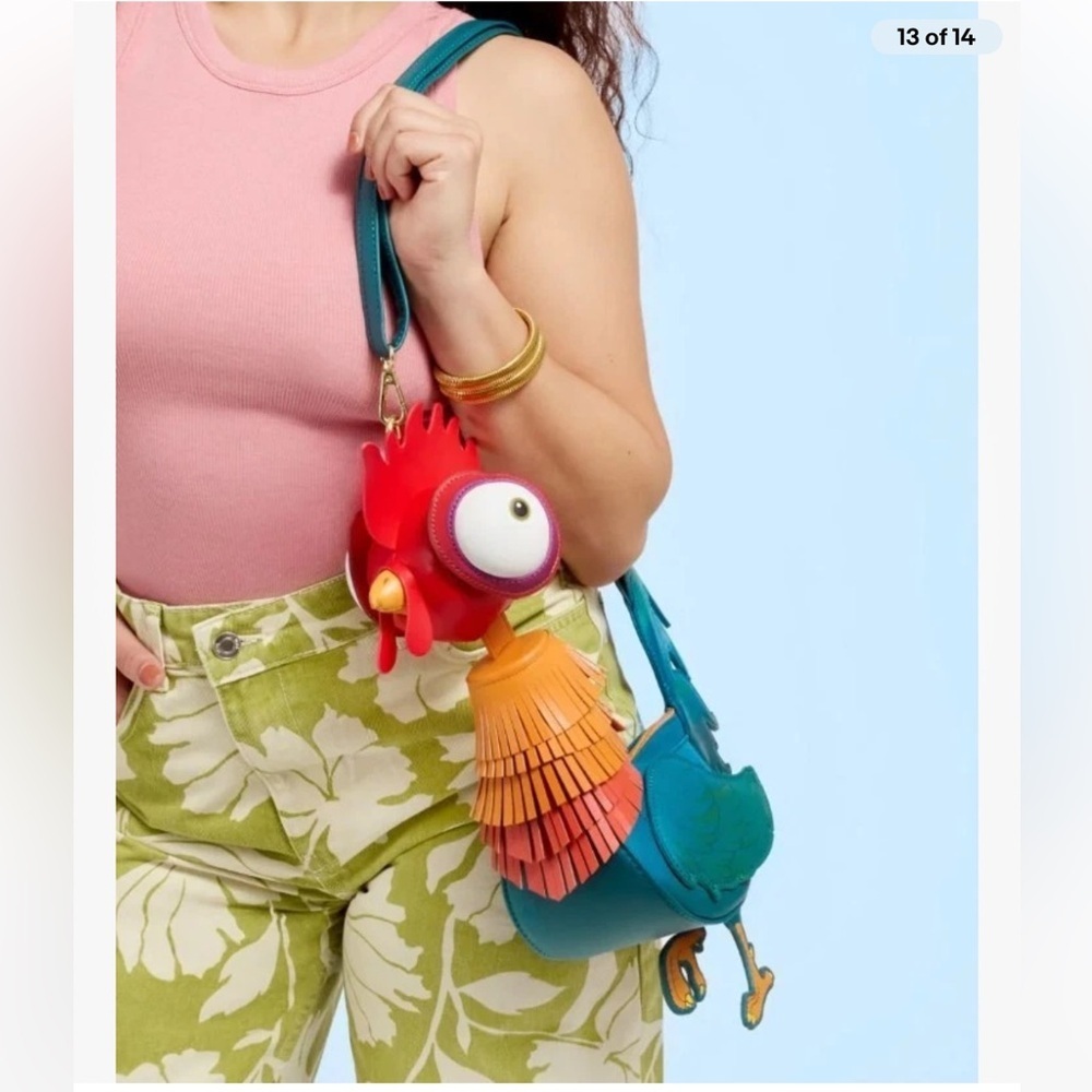 NEW with Tags In Sealed Bag- Disney Moana Hei Hei Figural Crossbody Bag - Picture 13 of 14